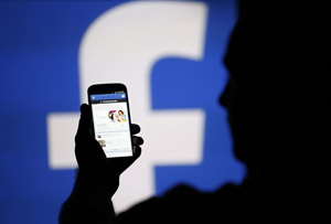 Facebook: власти все чаще интересуются данными пользователей