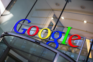 Google удалит взломанные сайты из выдачи