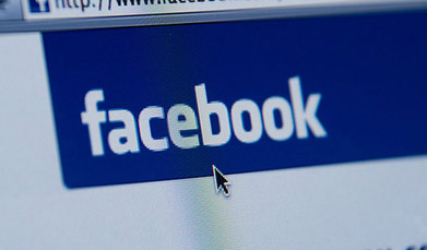 Правообладатели хотят от Facebook денег