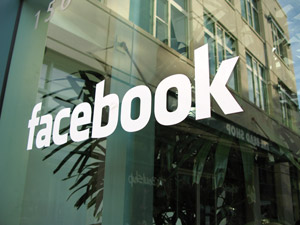 Против Facebook подали иск