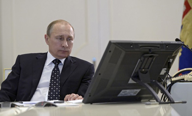 Путин одобрил штрафы поисковикам и хостерам